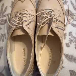 Cole Haan Light Tan Leather Oxfords For Women size 11B